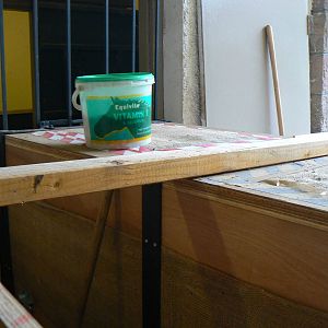 Ellen's Travel Crate