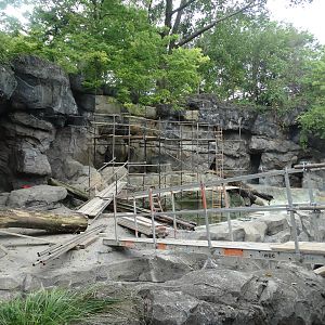 Sep. 2015 - Lords of the Arctic - Polar Bear Exhibit Under Renovation