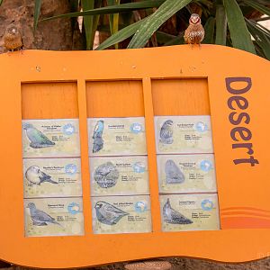 Desert house (signage) : Paignton : 23 Sep 2015