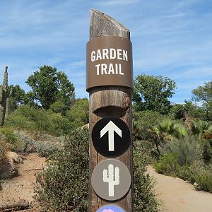 World Gardens - California Nativescapes Garden