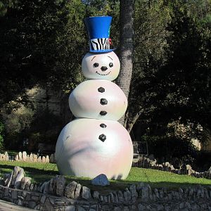 Even Snowmen are Bigger in Texas