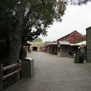 Themed_Town_in_Texas_Wild_