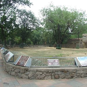 American Zone enclosure 1