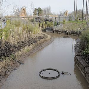 Lazy River with mechanism for boats