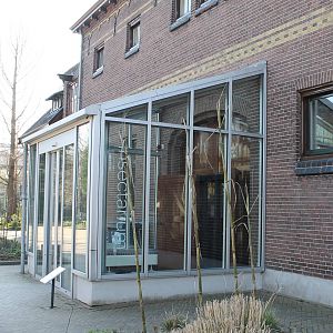 Entrance Insect-house