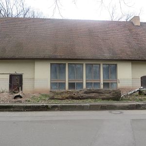 former hippo house