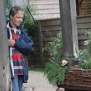 Vogelcommando with Steller's sea-eagle chick