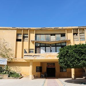 Reptile house exterior, February 2016