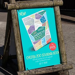 Souvenir Book Sign - 20/06/2016