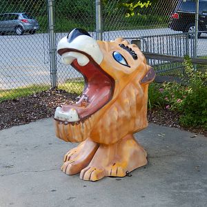 6/23/2016 - Lion Drinking Fountain
