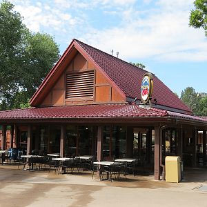 Elephant Passage - Kamala Cafe