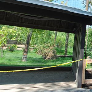 Columbus 2016 - New Puma Exhibit - Left Side