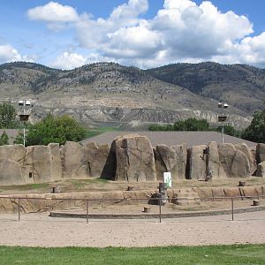 Bird of Prey Amphitheatre
