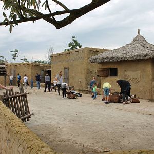 SERENGA - petting enclosure