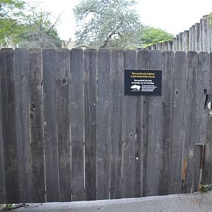 Permanently closed aardvark exhibit - 8/6/16