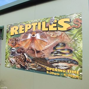 Sign Outside Reptile House - Caversham Wildlife Park