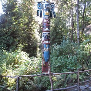 Totem Pole (refurbished in 2014)