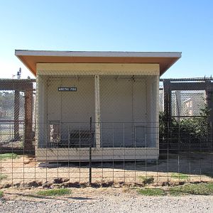 Olympic Game Farm - Arctic Fox Exhibit (rear-view with shelter structure)