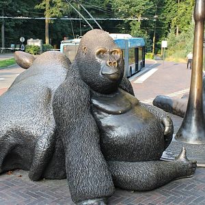 Gorilla statue