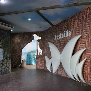 Entrance to Australia, April 2016