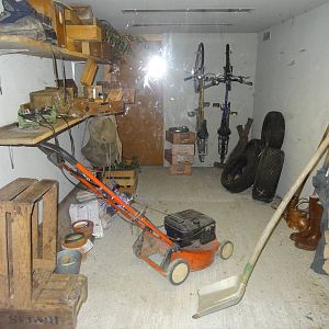 Edible Dormouse Enclosure