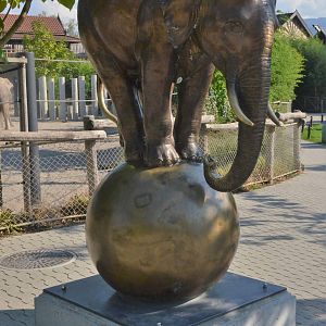 Elephant Sculpture at Knie Kinderzoo, 11/09/16
