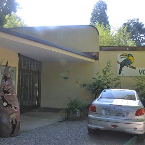 Entrance at Voliere Zurich (Mythenquai), 13/09/16