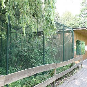 Common marmost enclosure