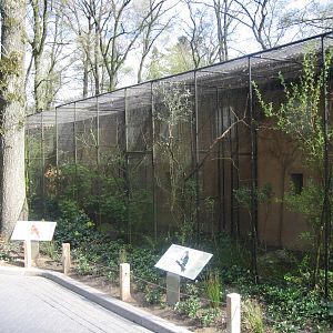 Bird breeding centre