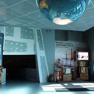 Detroit Zoo - Polk Penguin Conservation Center - East entrance foyer