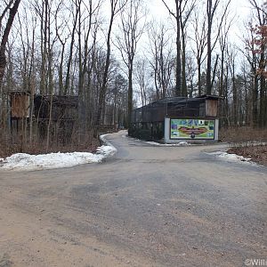 Bird of Prey Aviaries