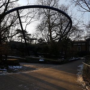 New Jaguar-enclosure