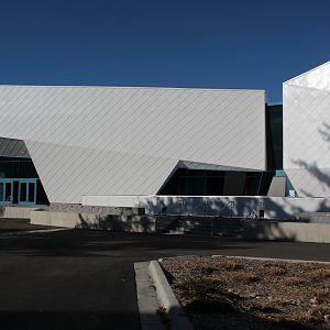Detroit Zoo - Polk Penguin Conservation Center