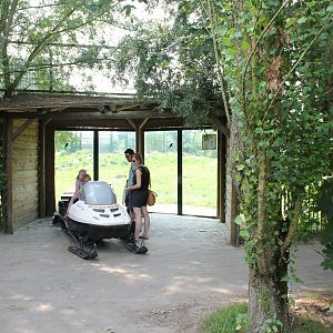 Viewing-spot Polar bear-enclosure