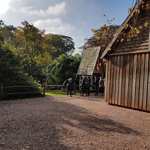 Walk-through Lemur-island