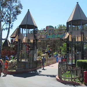 Tava's Jungleland (playground and small animal exhibits)