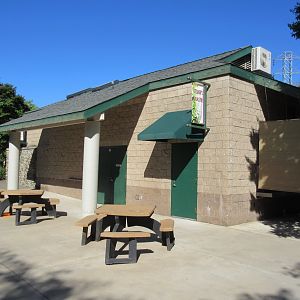 Zoo Cafe (outside of the zoo's grounds)