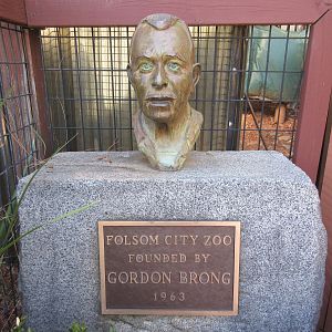 Zoo Founder Statue