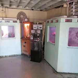 Morro Bay Aquarium Interior