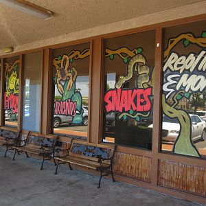 Reptile Zoo Exterior