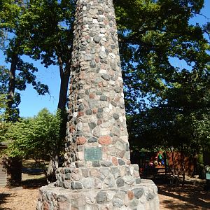 9/29/2017 - Monument