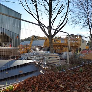 Chimpanzee house development