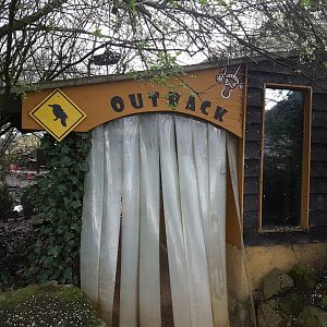 Entrance" Australian" Walk-through aviary