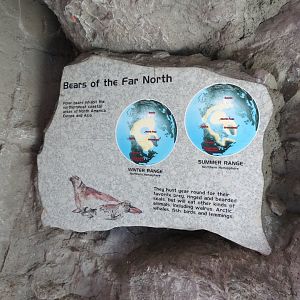 Inukshuk Bay - Polar Bear Sign