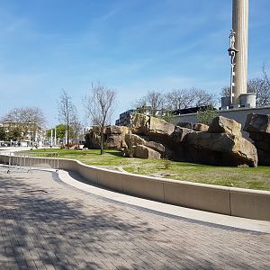 Gelada-enclosure - still not in use