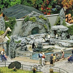 Penguin Exhibit Model