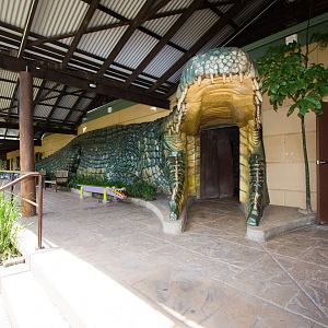 Entrance to Lost World of Reptiles - Nov 2008