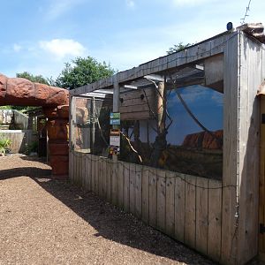 Rainbow Lorikeet Aviary in 'Wild Australia'