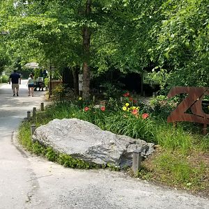 East (main) entrance to Salisbury Zoo
