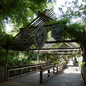 5/21/2018 - African Themed Entry Plaza